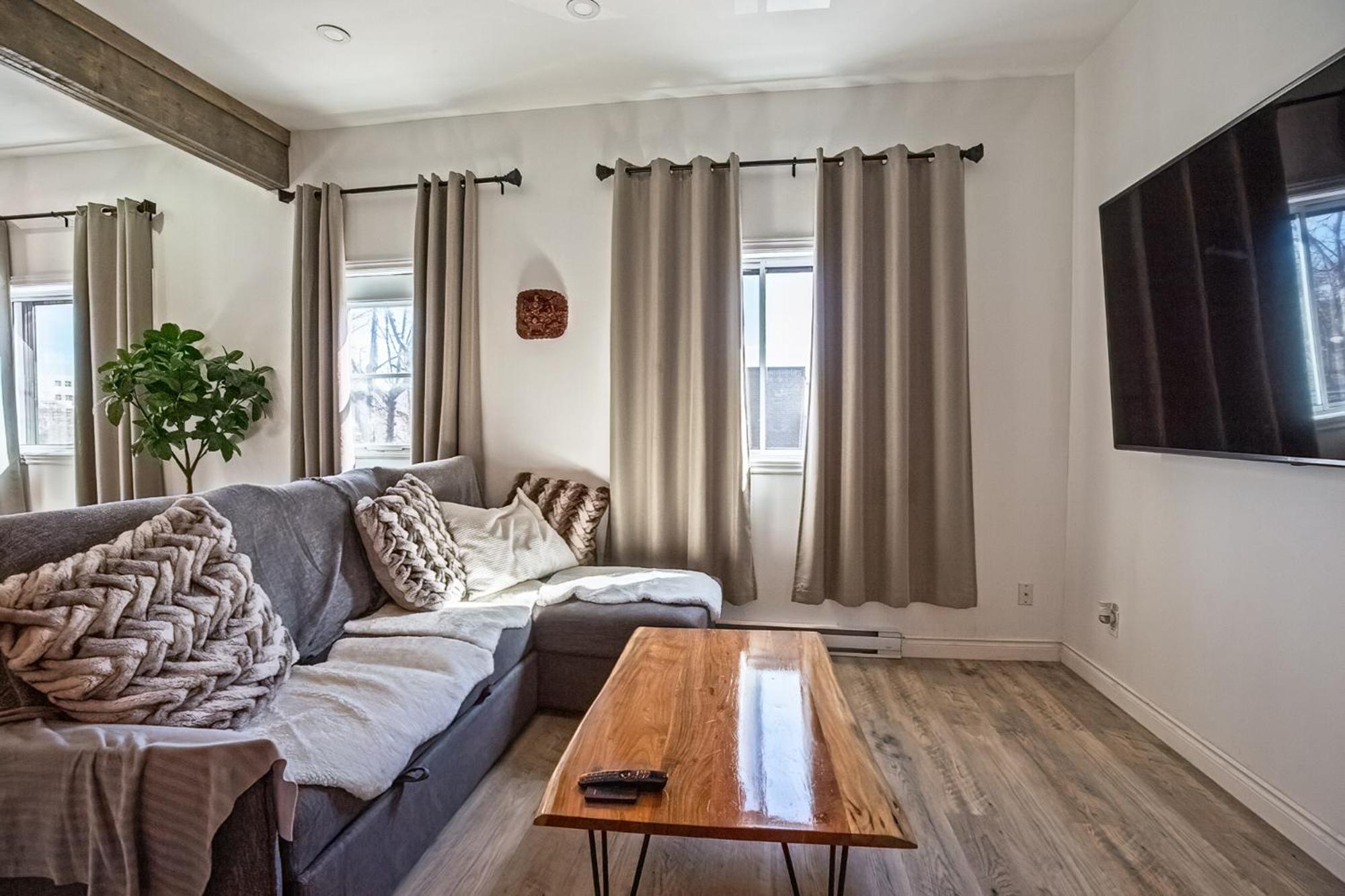 5705-Modern 2 Bd / Fully Equipped, Near Dt Mtl Apartment Montreal Ngoại thất bức ảnh